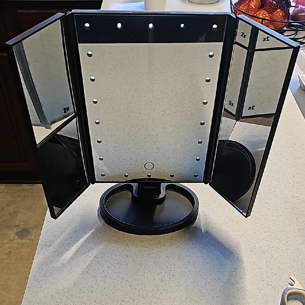 Tri-Fold Vanity Mirror with LED Lights - Black